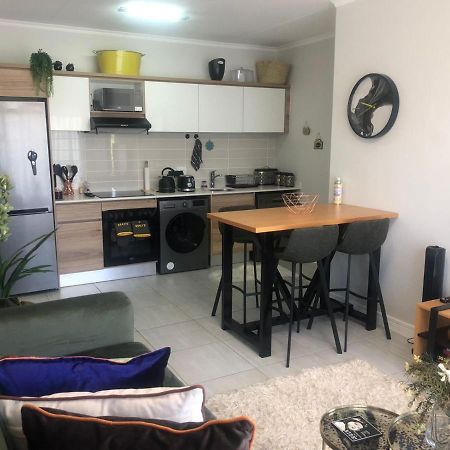 Luxurious Waterfall 1 Bedroom Condo With Free Uncapped Wifi Midrand Kültér fotó