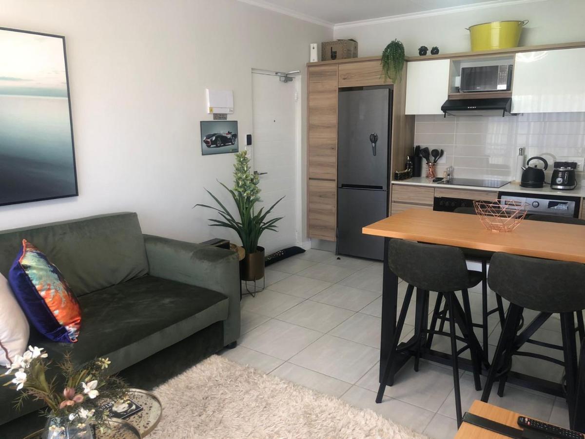 Luxurious Waterfall 1 Bedroom Condo With Free Uncapped Wifi Midrand Kültér fotó