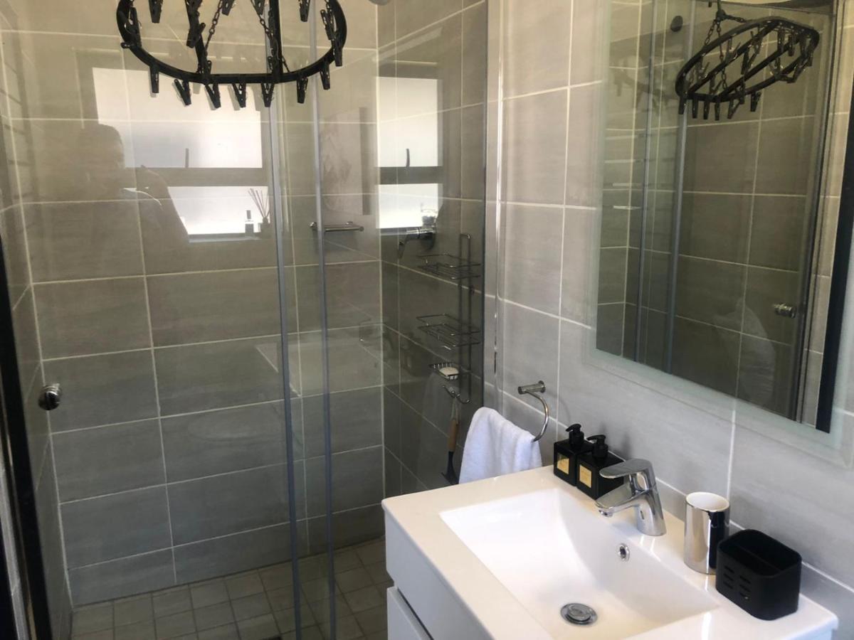 Luxurious Waterfall 1 Bedroom Condo With Free Uncapped Wifi Midrand Kültér fotó