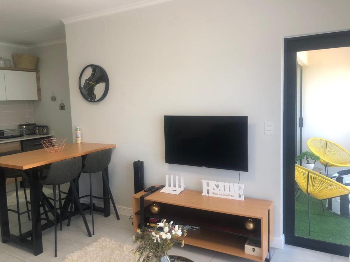 Luxurious Waterfall 1 Bedroom Condo With Free Uncapped Wifi Midrand Kültér fotó